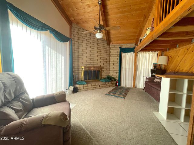 68 E DONNA Drive, Queen Valley, AZ 85118