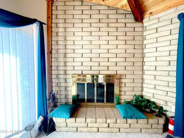 68 E DONNA Drive, Queen Valley, AZ 85118