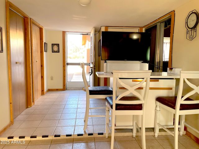 68 E DONNA Drive, Queen Valley, AZ 85118