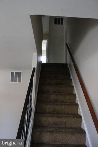 9233 BYRD DR, Manassas, VA 20110