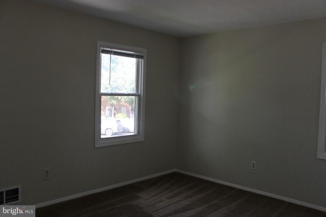 9233 BYRD DR, Manassas, VA 20110