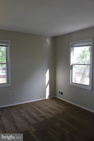 9233 BYRD DR, Manassas, VA 20110