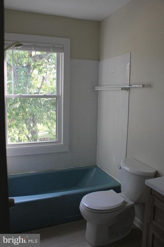 9233 BYRD DR, Manassas, VA 20110