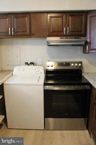 9233 BYRD DR, Manassas, VA 20110