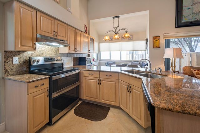 10124 NW 3rd Court, Plantation, FL 33324