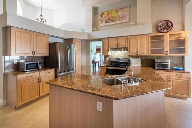 10124 NW 3rd Court, Plantation, FL 33324