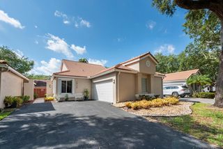 10124 NW 3rd Court, Plantation, FL 33324