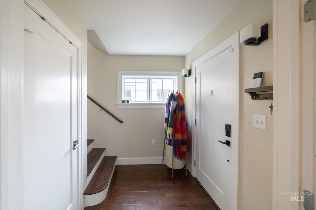 515 W Hays St, Boise, ID 83702 photo 2