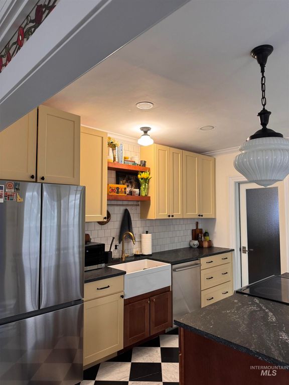 515 W Hays St, Boise, ID 83702 photo 4