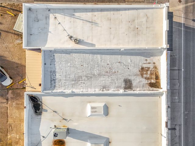 204 S Main Street, Cleburne, TX 76033