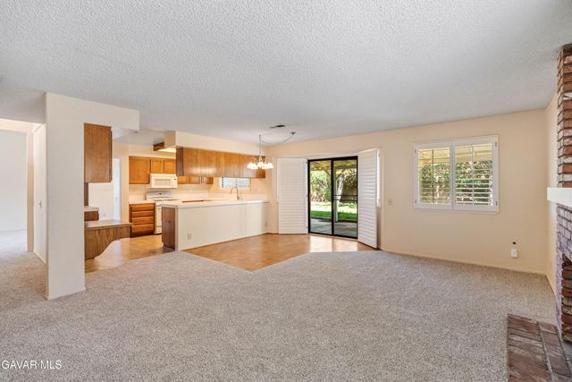 2859 W Avenue J9, Lancaster, CA 93536