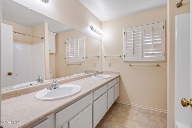 2859 W Avenue J9, Lancaster, CA 93536