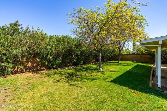 2859 W Avenue J9, Lancaster, CA 93536