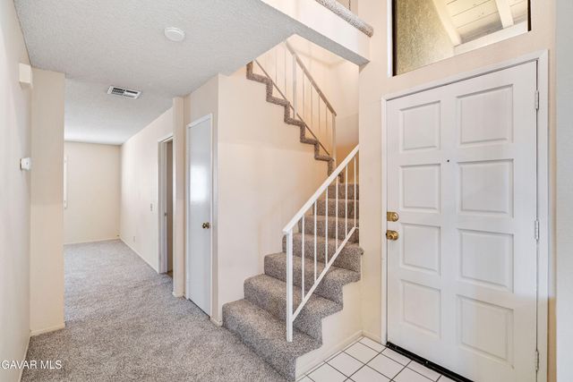 2859 W Avenue J9, Lancaster, CA 93536