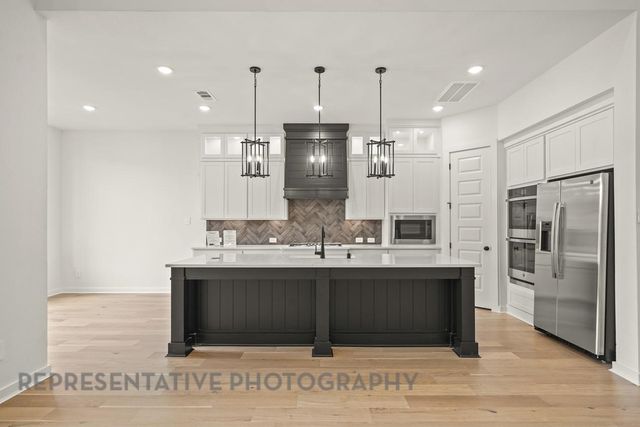 717 Bridle Path Parkway, Aubrey, TX 76227