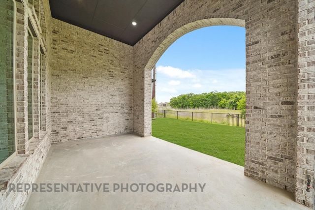 717 Bridle Path Parkway, Aubrey, TX 76227