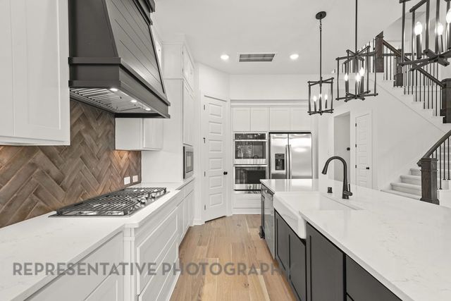 717 Bridle Path Parkway, Aubrey, TX 76227