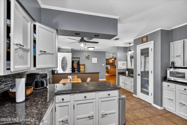 6627 Golf Club Drive, Diamondhead, MS 39525