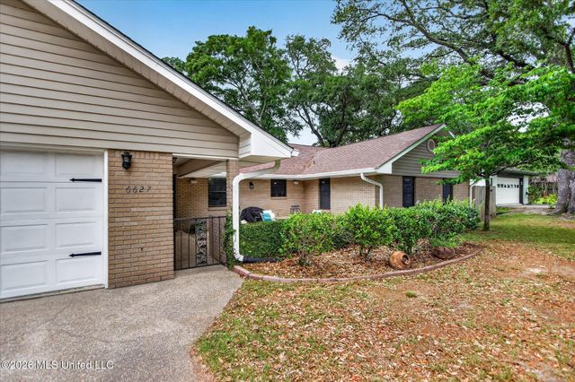 6627 Golf Club Drive, Diamondhead, MS 39525