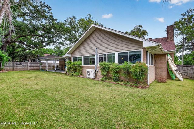 6627 Golf Club Drive, Diamondhead, MS 39525