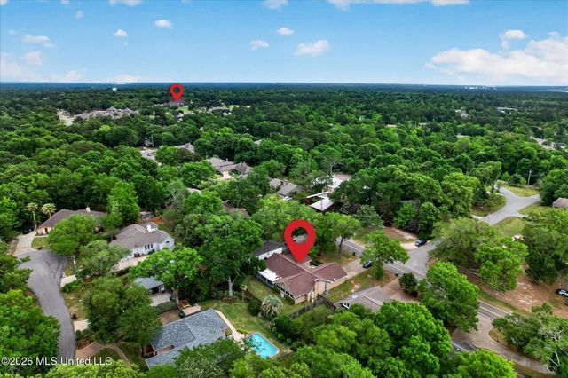 6627 Golf Club Drive, Diamondhead, MS 39525