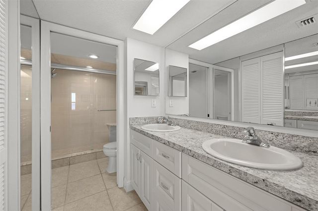 1810 MARINER DRIVE 308, Tarpon Springs, FL 34689