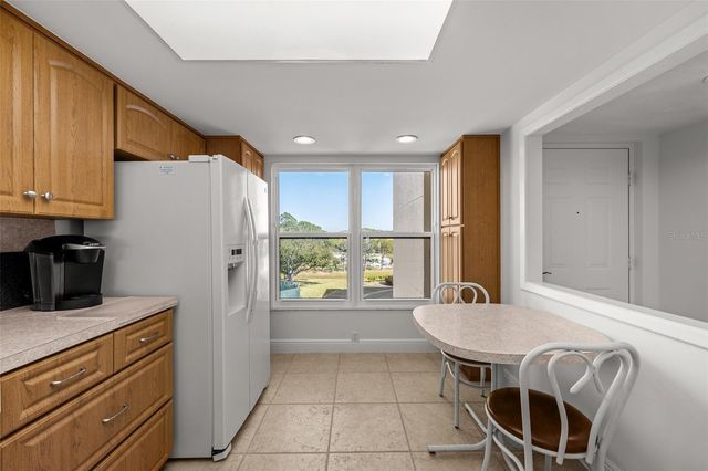 1810 MARINER DRIVE 308, Tarpon Springs, FL 34689