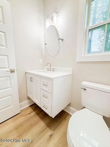 907 Wooster Street, Wilmington, NC 28401