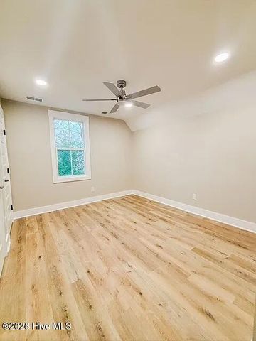 907 Wooster Street, Wilmington, NC 28401