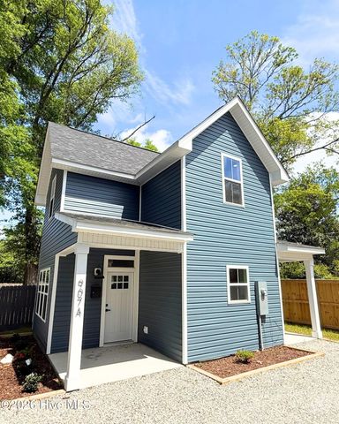 907 Wooster Street, Wilmington, NC 28401