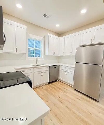 907 Wooster Street, Wilmington, NC 28401