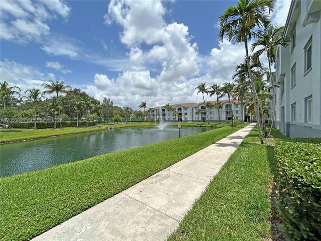 2600 S University Drive 228, Davie, FL 33328