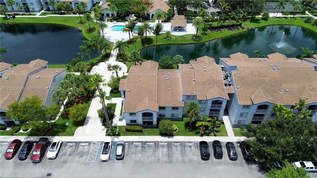 2600 S University Drive 228, Davie, FL 33328