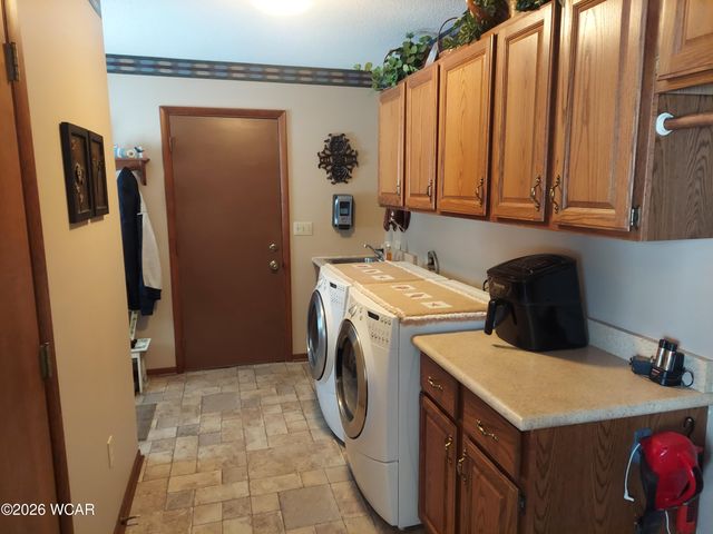 1743 Sherry Lee Drive, Lima, OH 45807