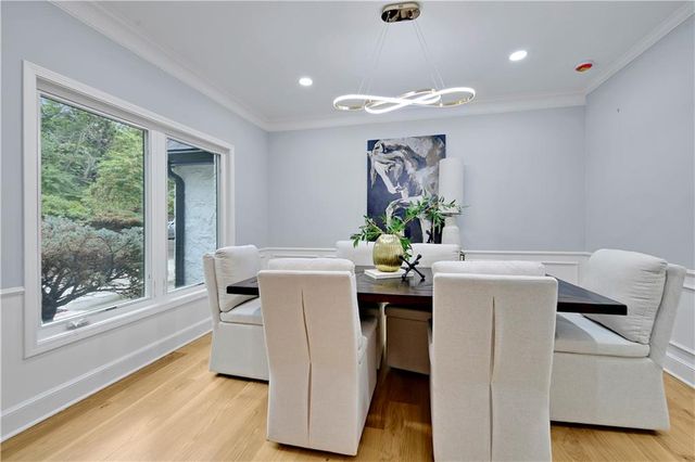 12650 Sherwood Drive, Leawood, KS 66209