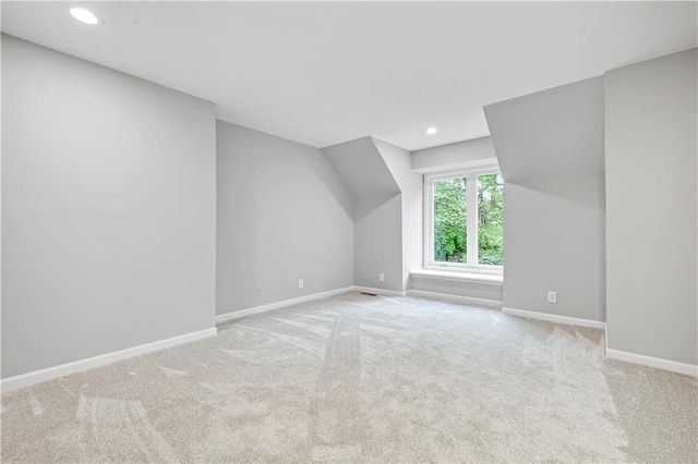 12650 Sherwood Drive, Leawood, KS 66209