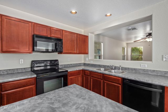 17255 N 184th Drive, Surprise, AZ 85374