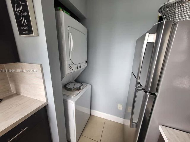 960 N Franklin Ave 960J, Homestead, FL 33034