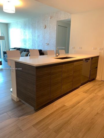 1100 S Miami Ave 3308, Miami, FL 33130