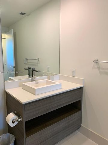 1100 S Miami Ave 3308, Miami, FL 33130