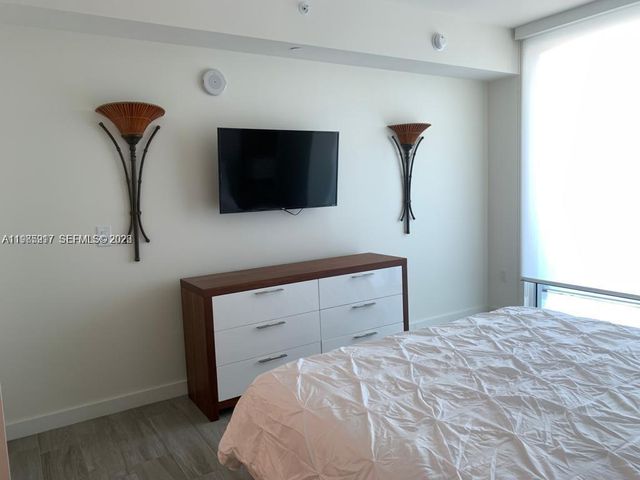 1100 S Miami Ave 3308, Miami, FL 33130