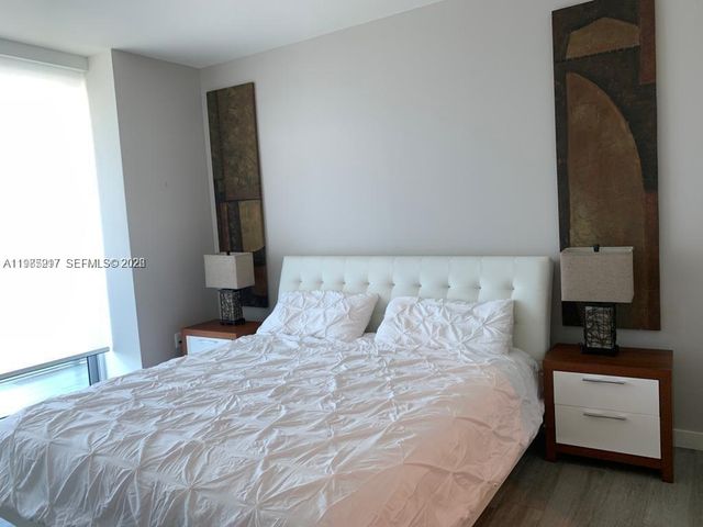 1100 S Miami Ave 3308, Miami, FL 33130