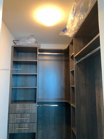 1100 S Miami Ave 3308, Miami, FL 33130