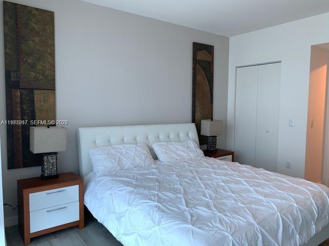 1100 S Miami Ave 3308, Miami, FL 33130