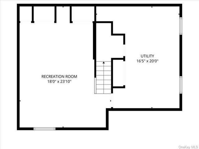 142 Cambridge Avenue, Garden City, NY 11530