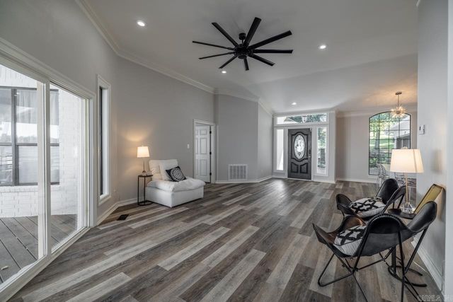 107 La Guna Shores Court, Hot Springs, AR 71913