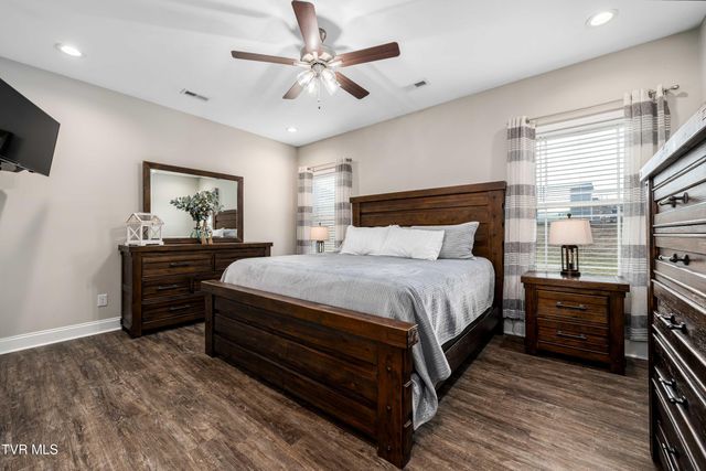 1914 Meadow Creek Lane, Jonesborough, TN 37659