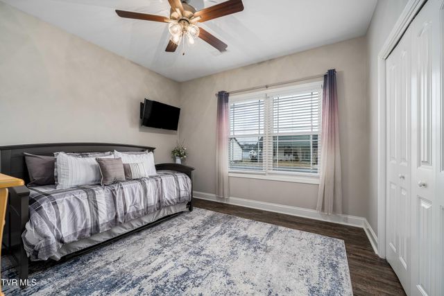 1914 Meadow Creek Lane, Jonesborough, TN 37659