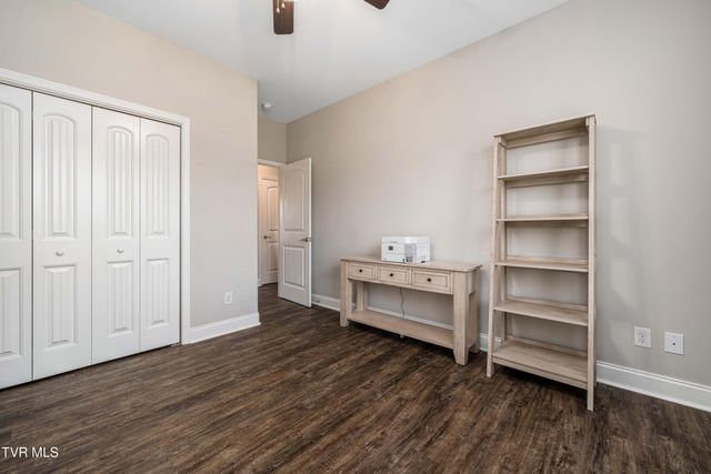 1914 Meadow Creek Lane, Jonesborough, TN 37659