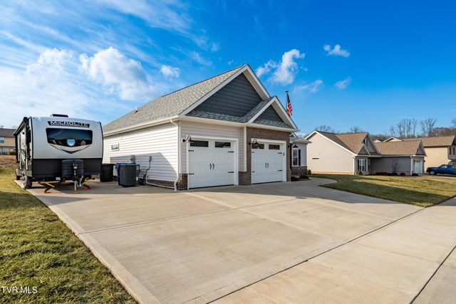 1914 Meadow Creek Lane, Jonesborough, TN 37659